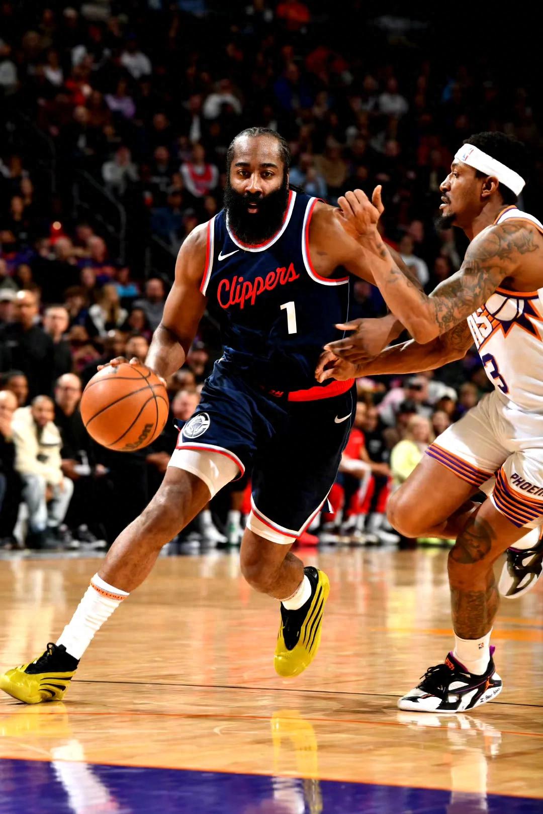 开云体育官方网站-火箭主场大胜开拓者，迎来三连胜的简单介绍