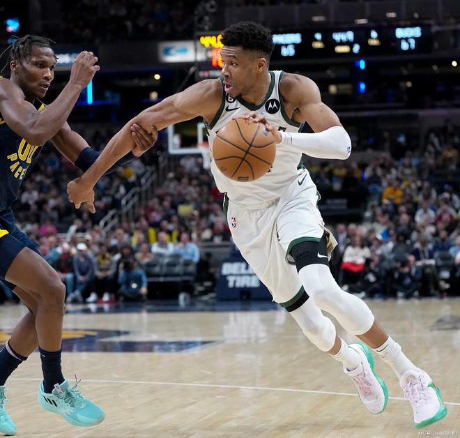 雄鹿击败凯尔特人，字母哥发挥出色