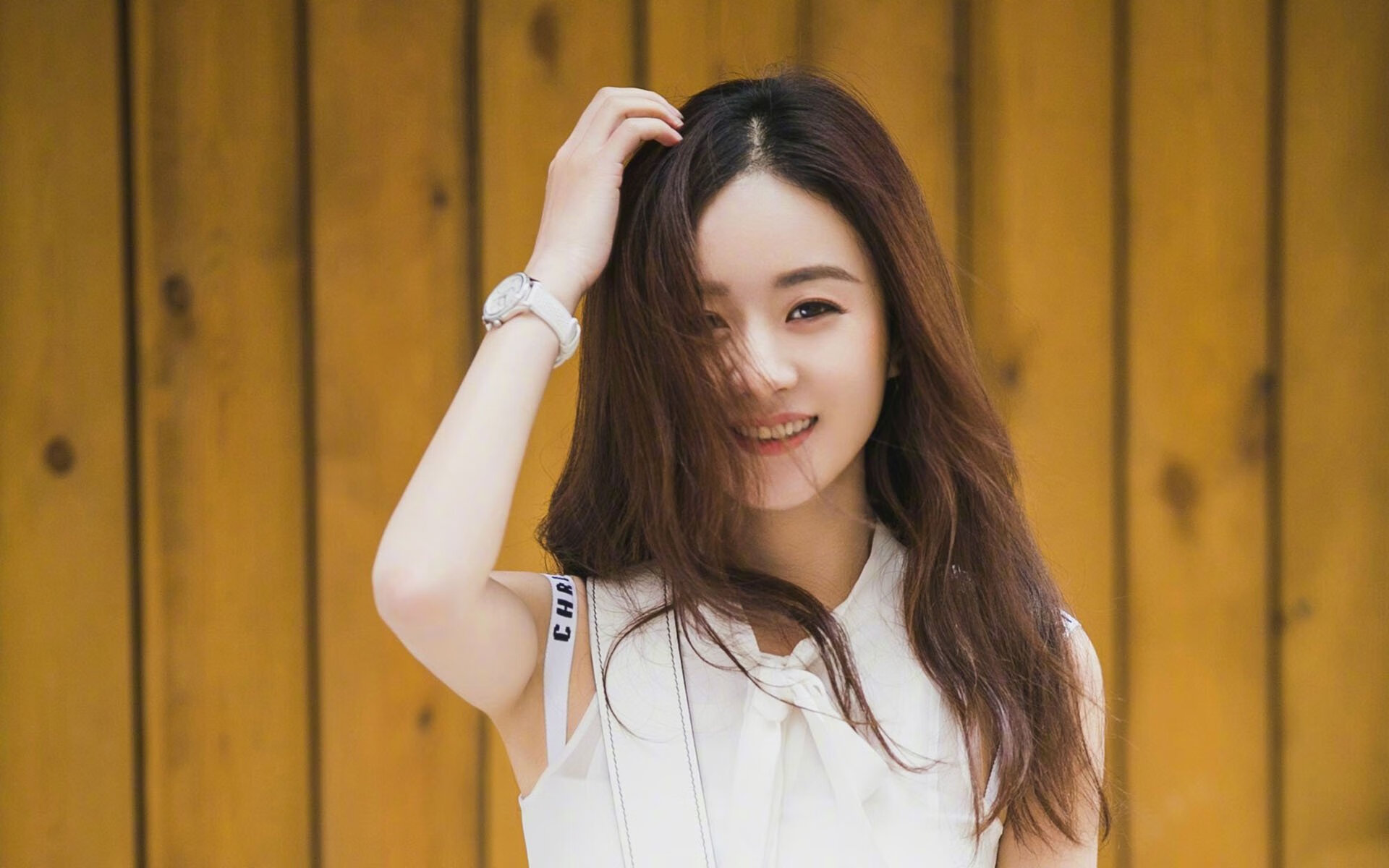 绝望终场前2.1秒，他用一记耳光扇醒队友，引爆体育史最戏剧性绝杀！