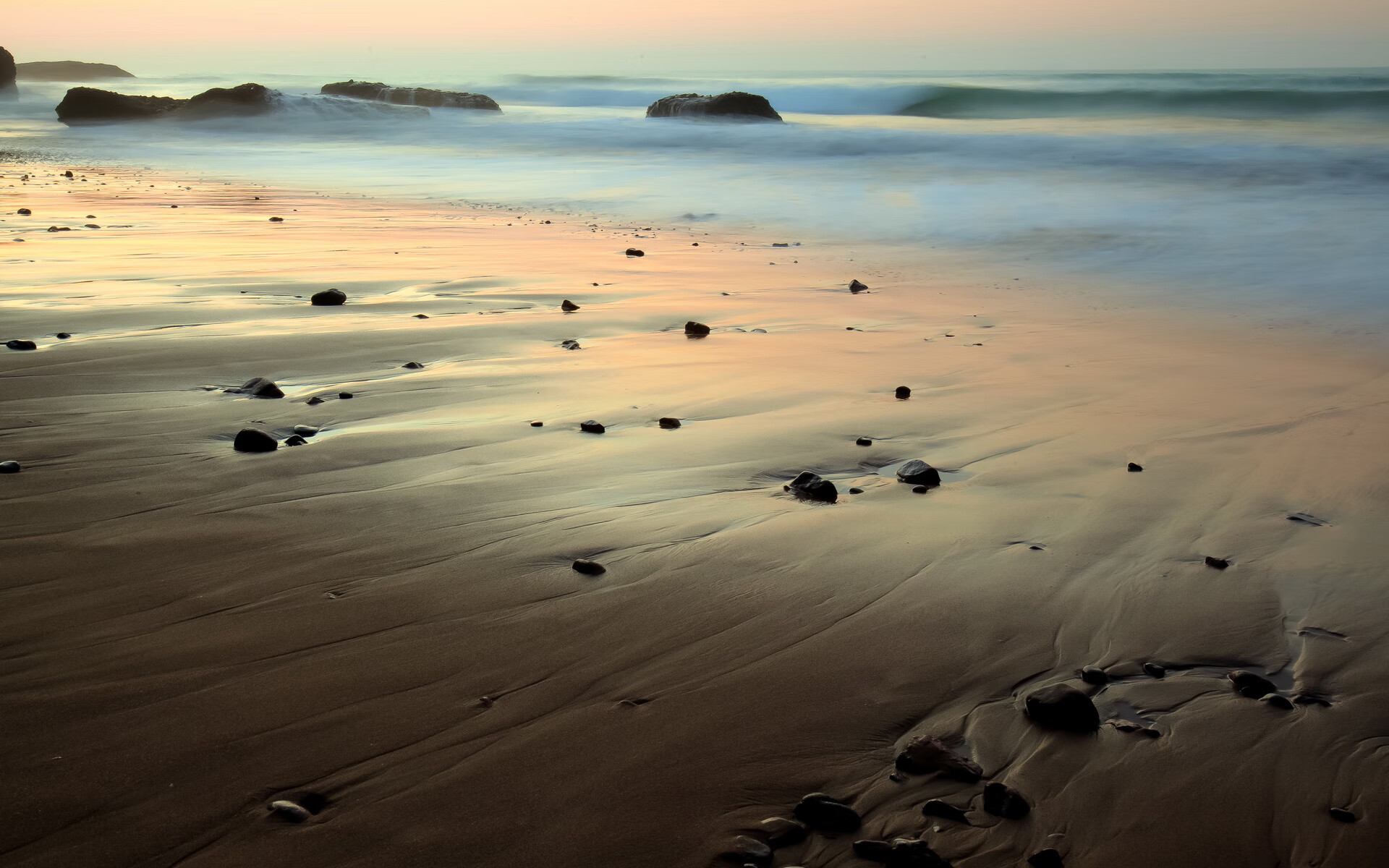 东瀛利刃出鞘！三笘薰致命一击，克罗地亚险胜阿尔及利亚挺进巅峰