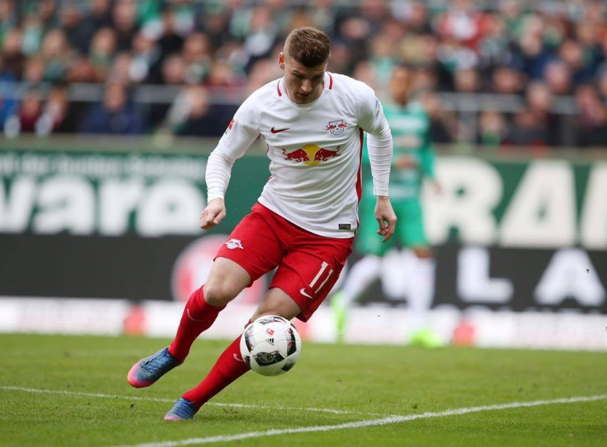 金玟哉节奏完全掌控，里昂火力压制莱比锡红牛