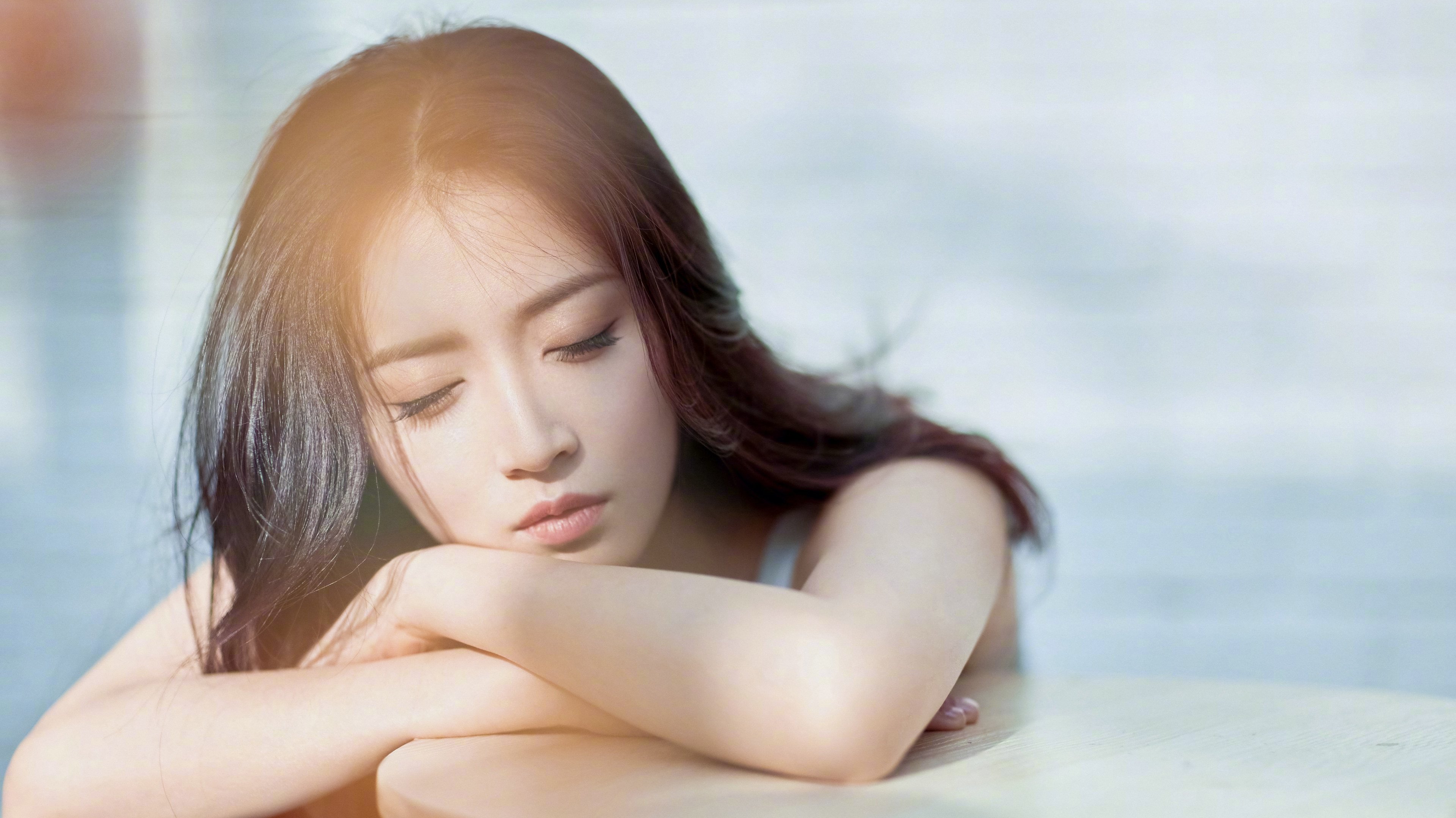 开云官网-孔德，攻防转换核心的现代诠释与曼城血拼乌克兰的战术启示