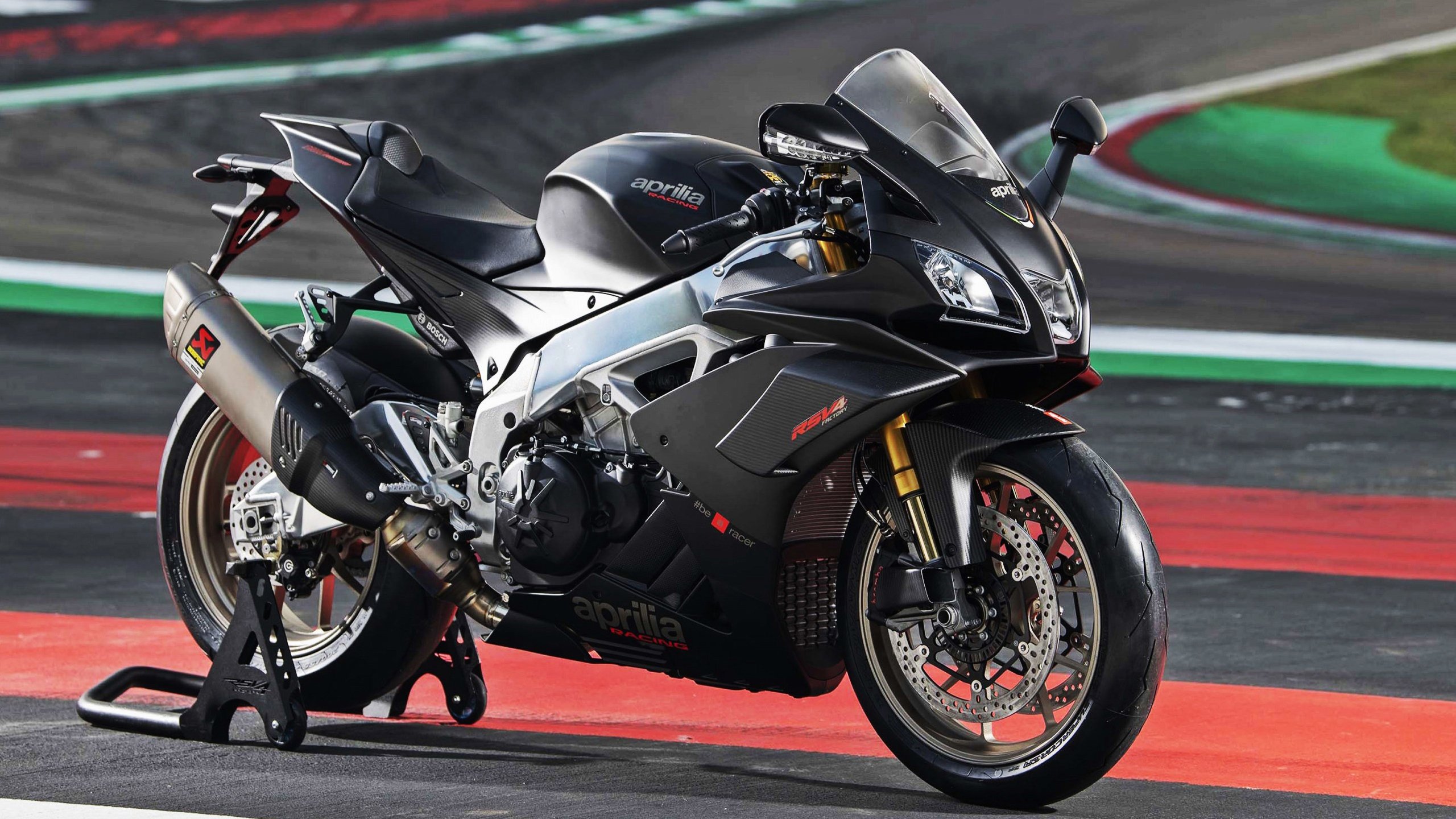 完美十分！格列兹曼闪耀全场，银河战舰连续火力压境土耳其